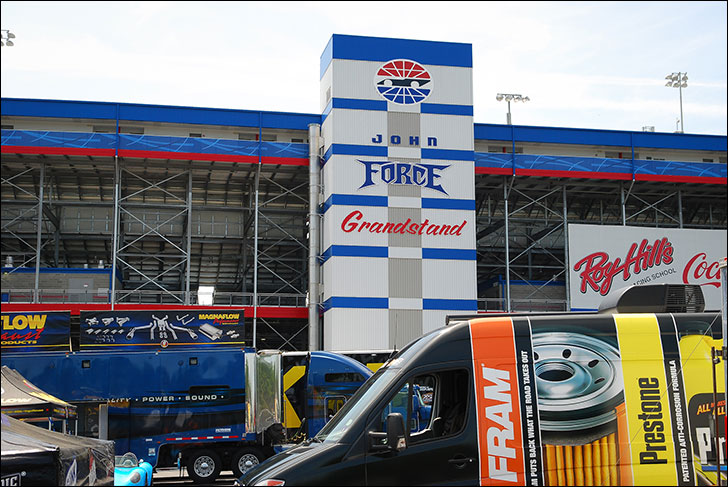 zMax Dragway Concord