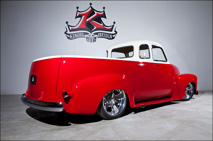 Kindig-It 1950's Chevy: GM Futurliner Restoration