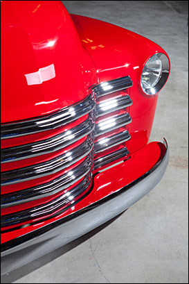Kindig-it 1950 Chevy: Details and talent