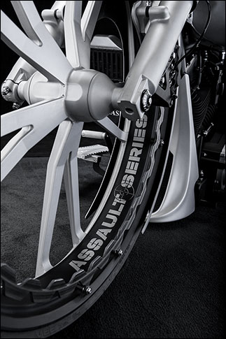 Trask 2002 Silver Road King: Fantastic front wheel