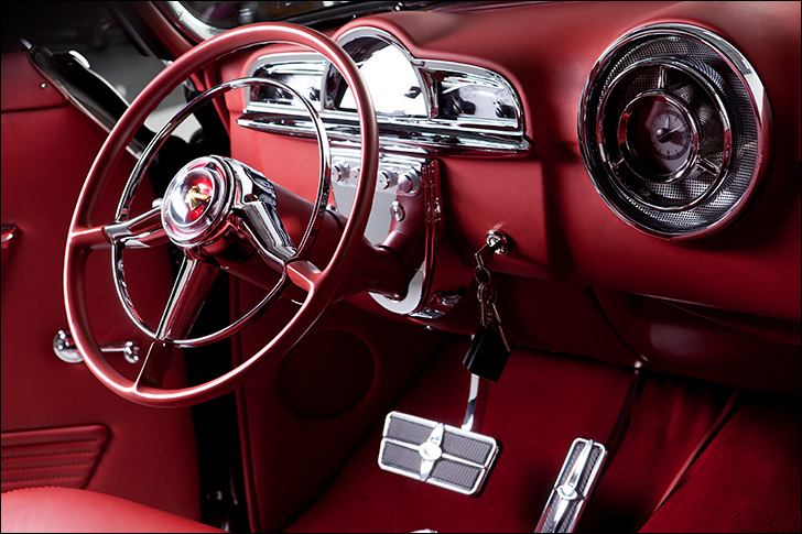 Motor Market Kindig-It '52 Pontiac: A masterpiece on wheels