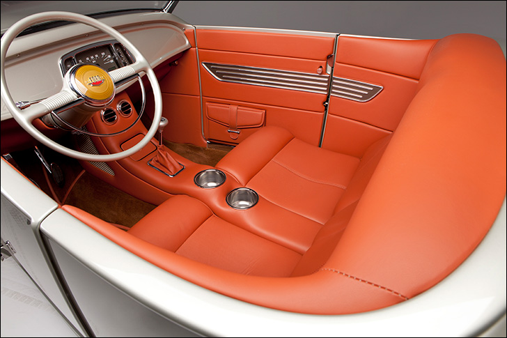 Ron Meis '27 T Roadster: Large and roomy